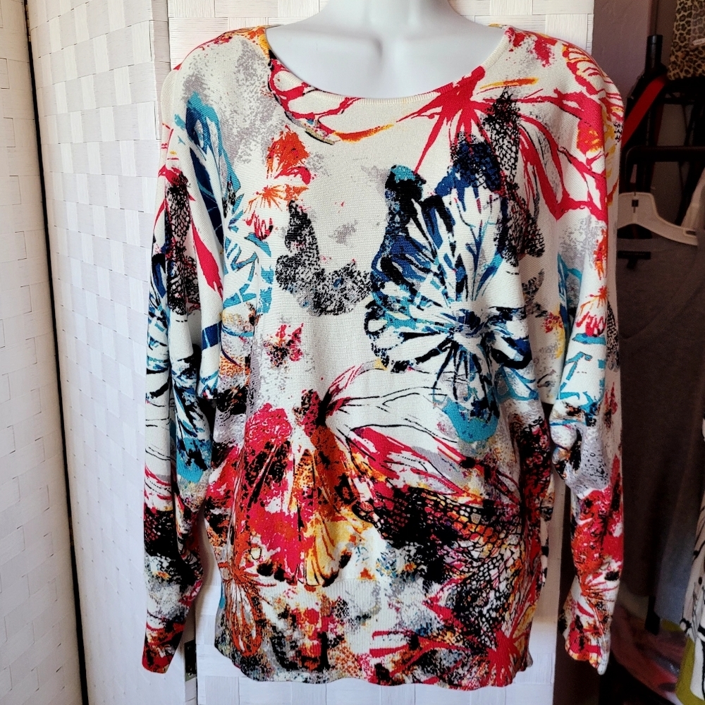 Women's Joseph A Long Sleeve Sweater Size Medium